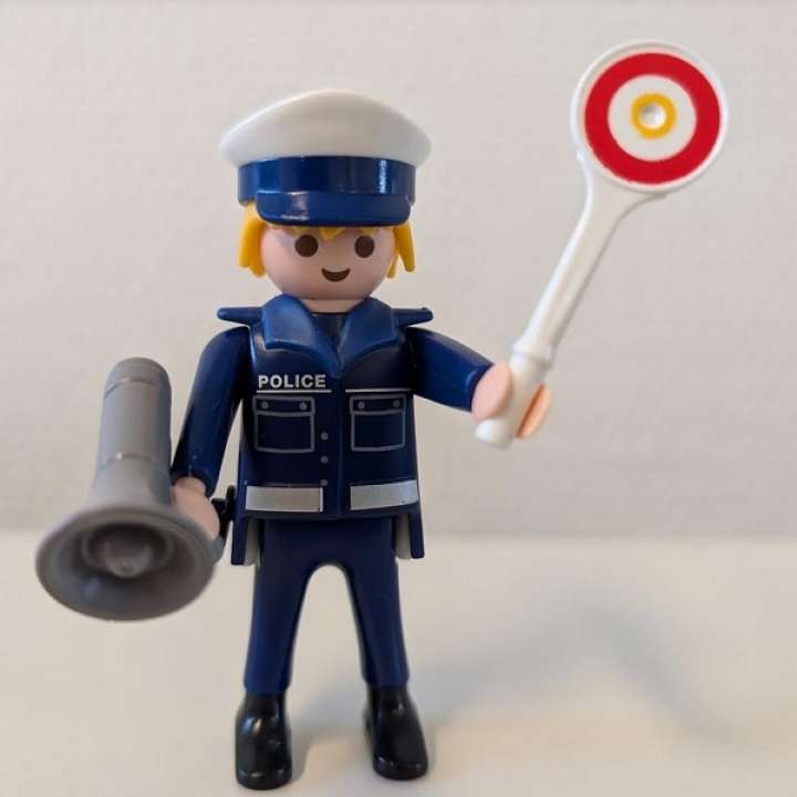 Priser på PLAYMOBIL City Action politibetjent